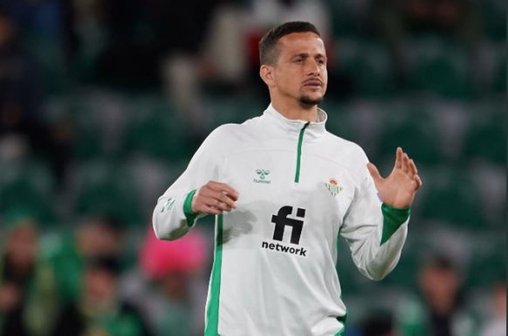 Luiz Felipe se retiró con molestias en Elche y está pendiente de pruebas médicas que determinen el alcance de sus molestias musculares. Salva Castizo