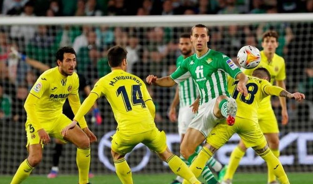 Canales se perfila hoy como titular en las filas del Real Betis ante el Villarreal.- Efe
