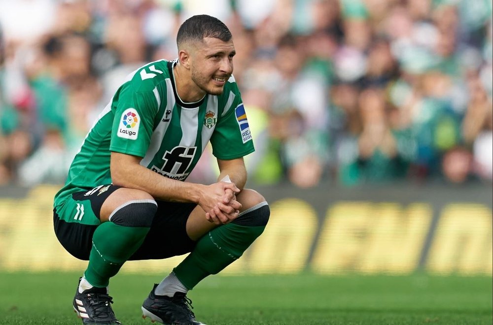 Guido Rodríguez ha visto su quinta amarilla en el partido ante el Valladolid.- RBB