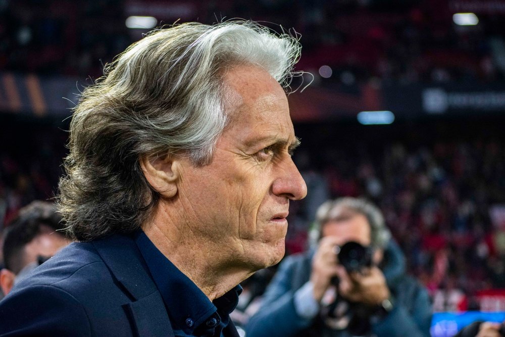 Jorge Jesus n'est plus l'entraîneur de Fenerbahçe. Mario Mijenz