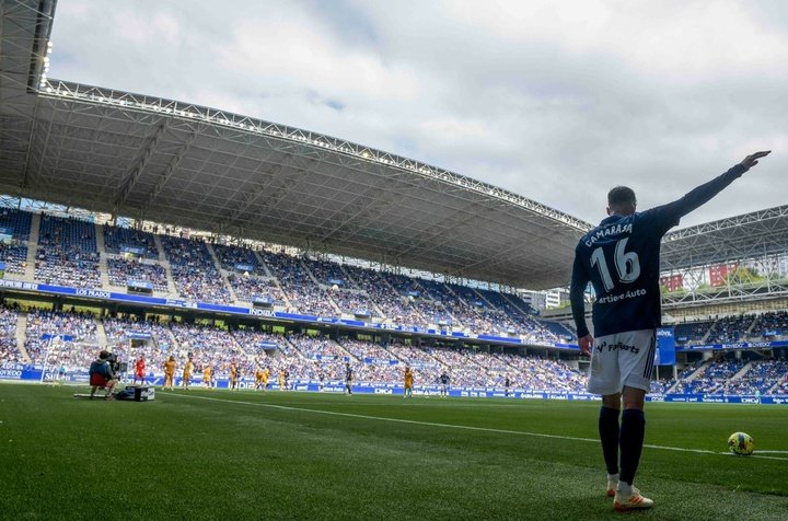 Camarasa vuelve a sentirse futbolista en Oviedo