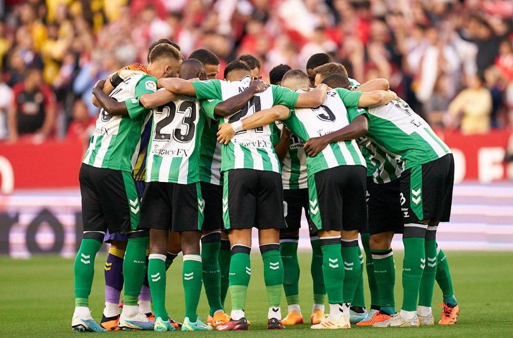 Los jugadores del Real Betis tienen ya en el bolsillo su clasificación para competiciones europeas.- RBB