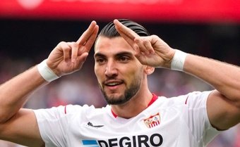Rafa Mir celebrando su gol ante el Real Madrid. Foto: @SevillaFC