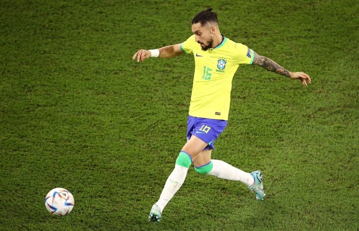 Allex Telles y el jugador de la Roma, Roger Ibáñez, en la lista de Brasil para medirse a Guinea y Senegal