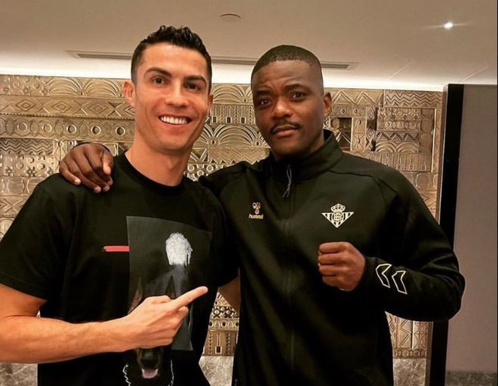 Cristiano Ronaldo junto a William Carvalho en el hotel del Betis en Riad.- Instagram Willian Carvalho