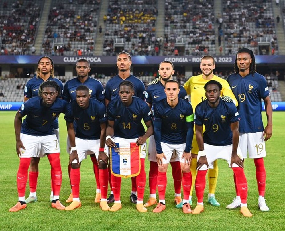 Los once jugadores de Francia sub21 antes de debutar en la Euro frente a Italia Foto: Selección Francesa