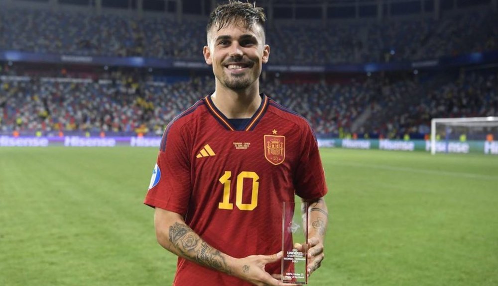El bético Rodri ha vuelto a ser elegido el MVP del partido en el Europeo sub 21.-