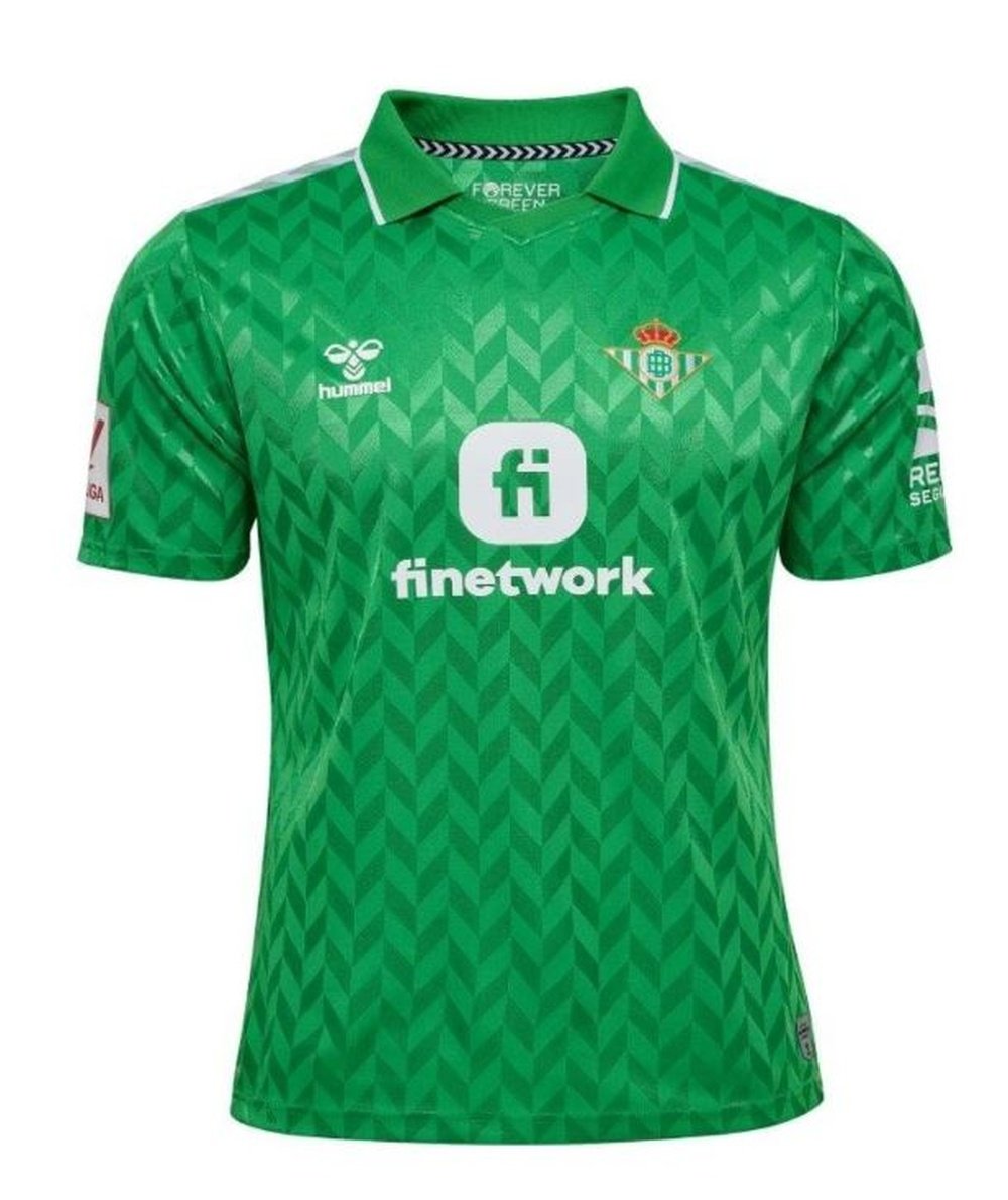 La segunda equipación del Real Betis para la temporada 2023/24 será toda verde.- RBB