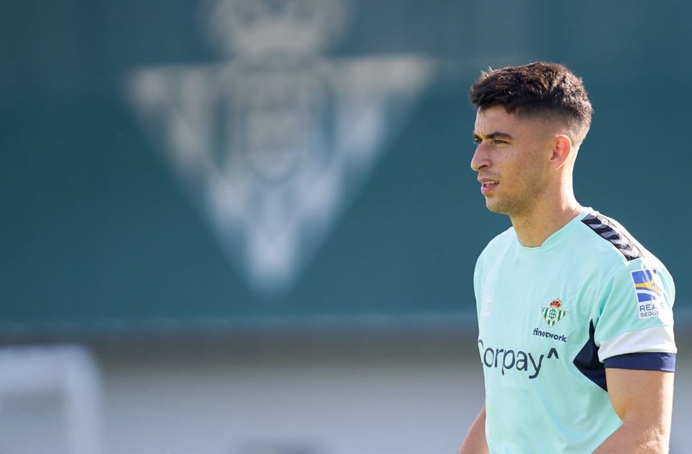 Marc Roca debutará hpy con la elástica del Real Betis ante el Mónaco.- RBB