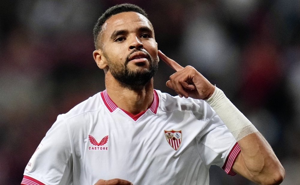 En-Nesyri celebrando el gol ante el Real Betis en México. Foto: SFC Media