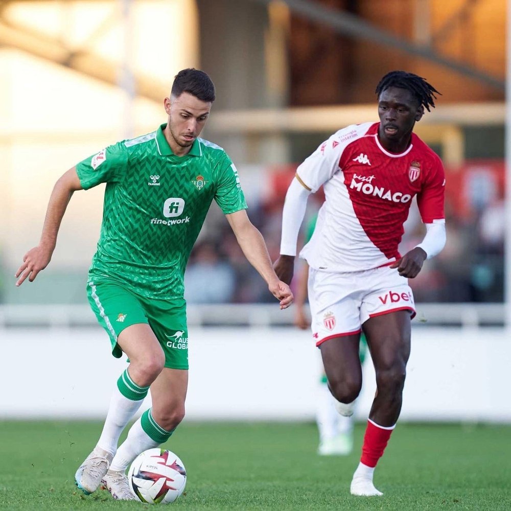 Raúl García de Haro, durante un reciente amistoso ante el Monaco - RBB