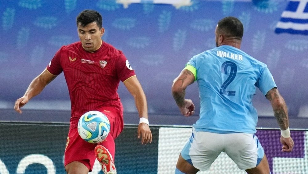 Marcos Acuña durante la Supercopa de Europa. Foto: SFC Media