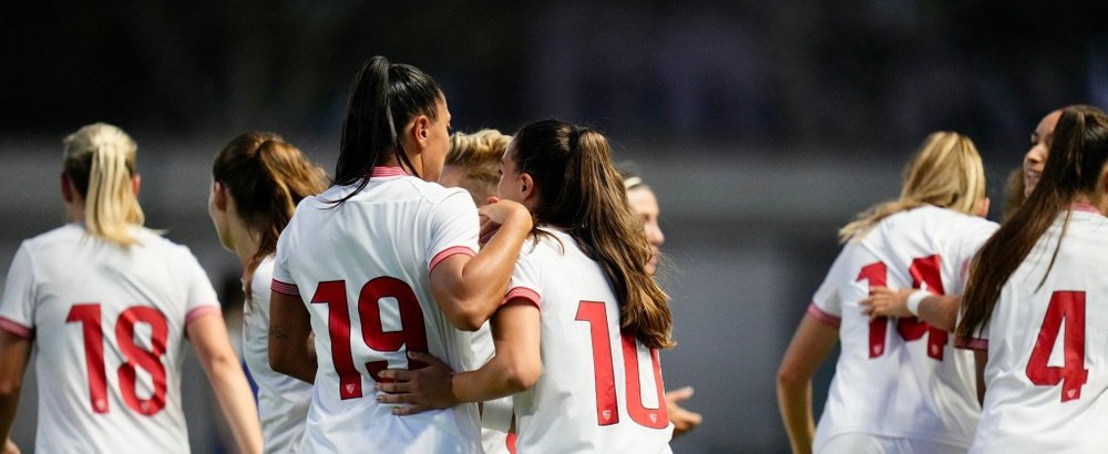 Celebración del segundo gol del Sevilla Femenino frente al Granada Femenino en la Copa Andalucía Foto: Sevilla Femenino