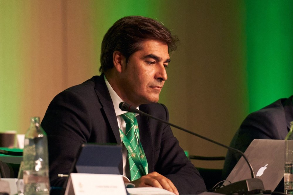 Ángel Haro durante la Junta General de Accionistas. RBB