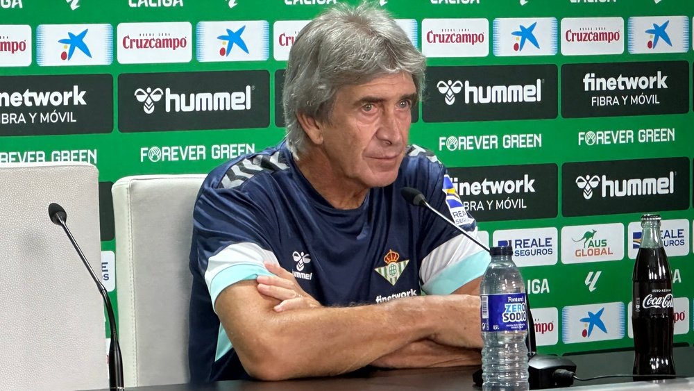 Manuel Pellegrini, durante su rueda de prensa previa al choque con el Rayo Vallecano. PG