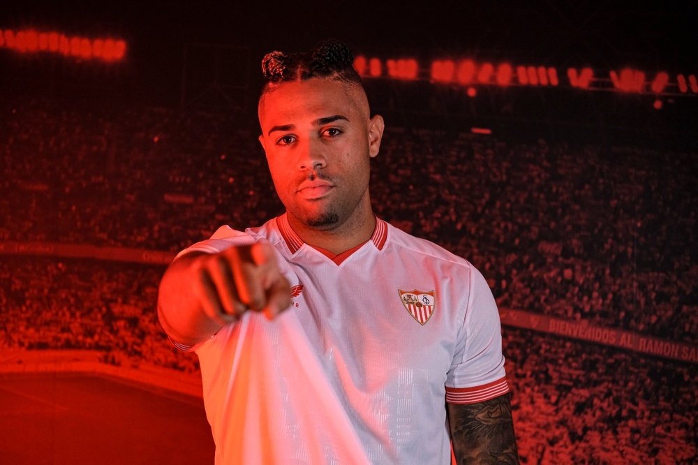 Mariano en su presentación como jugador del Sevilla FC Foto: Sevilla FC