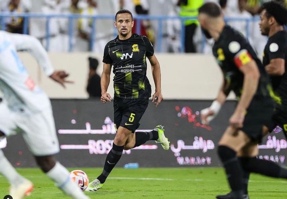 Luiz, Felipe, durante su debut en las filas del Al Ittihad saudí.-