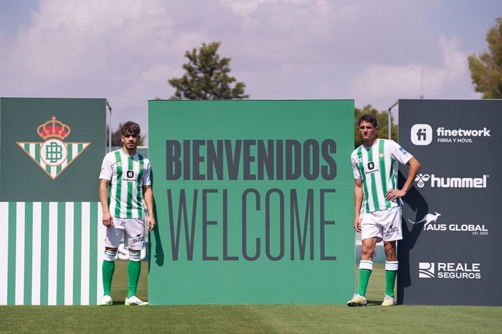 El Betis viaja a Barcelona con siete dorsales del filial