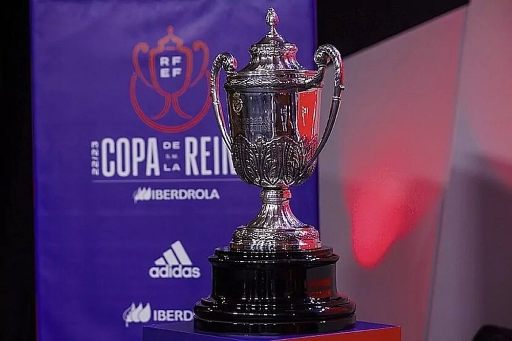 Trofeo de la Copa de la Reina en la Ciudad del Fútbol de las Rozas  Foto:  RFEF