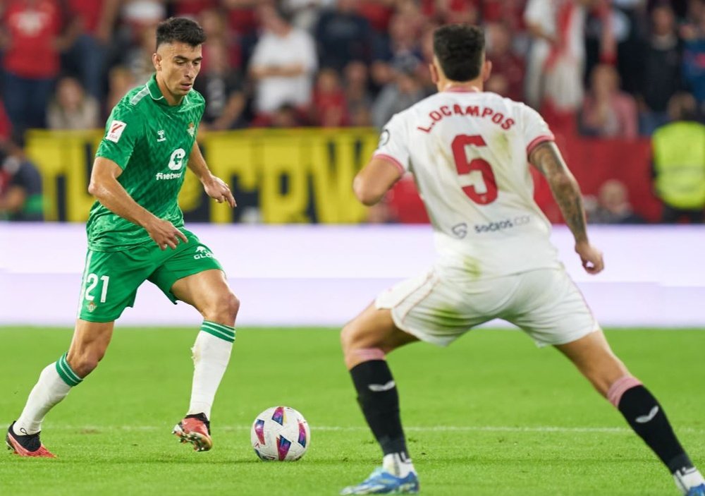 Marc Roca, durante el derbi con el Real Betis del pasado domingo contra el Sevilla FC.- RBB