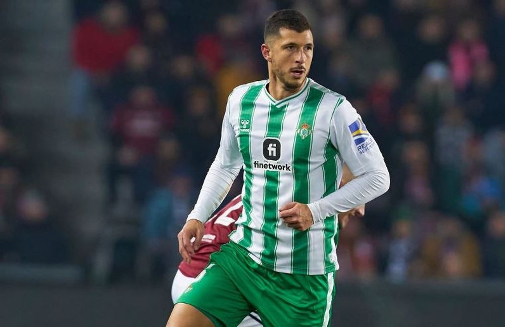 Guido Rodríguez, durante el partido jugado por el Real Betis en Praga.- RBB