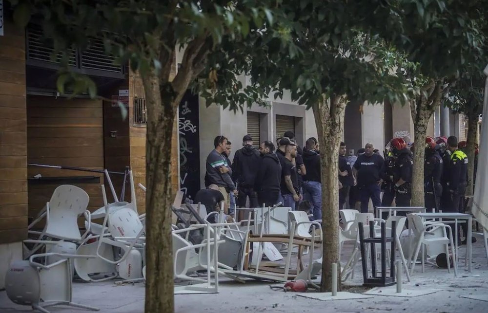 El ataque de los ultras del Alavés a los hinchas del Real Betis dejó 41 identificados y varios heridos.- El Correo