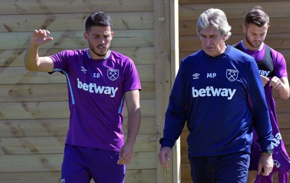 Pablo Fornals aguarda la resolución de su traspaso para volver a ponerse a las órdenes de Pellegrini, con el que ya coincidió en el West Ham.- WH