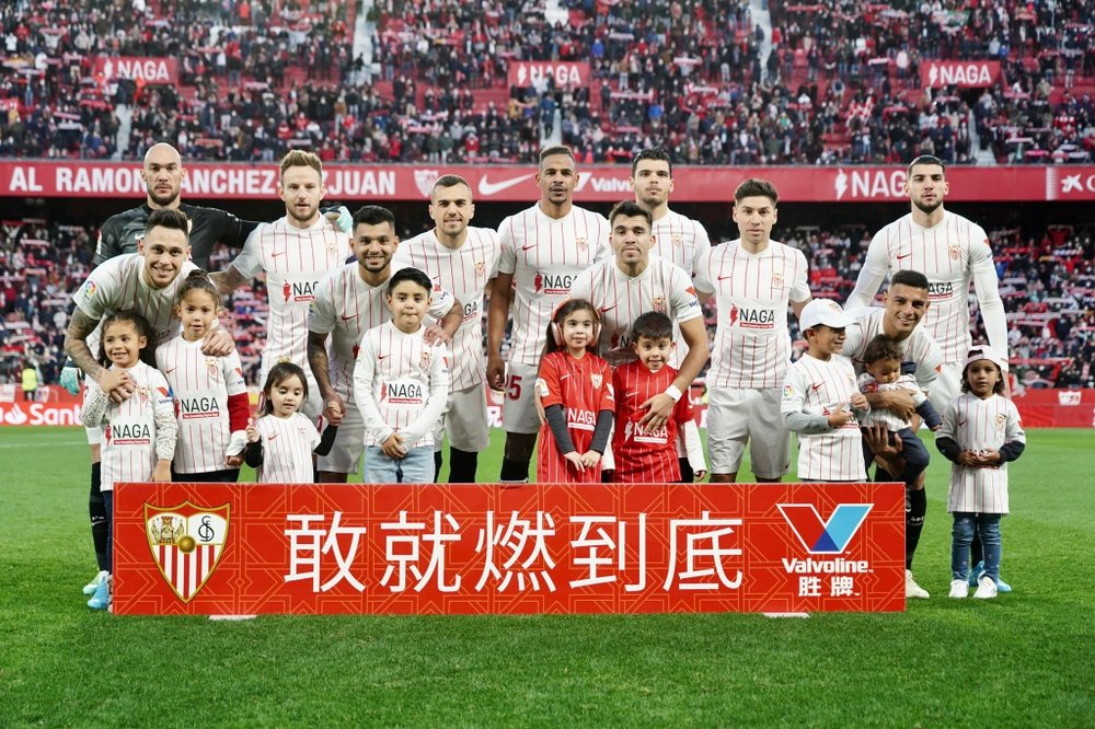 Jugadores del Sevilla FC posando antes de un partido Foto: Sevilla FC
