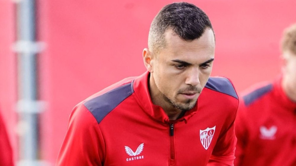 Joan Jordán regresa a los entrenamientos del Sevilla FC.- SFC