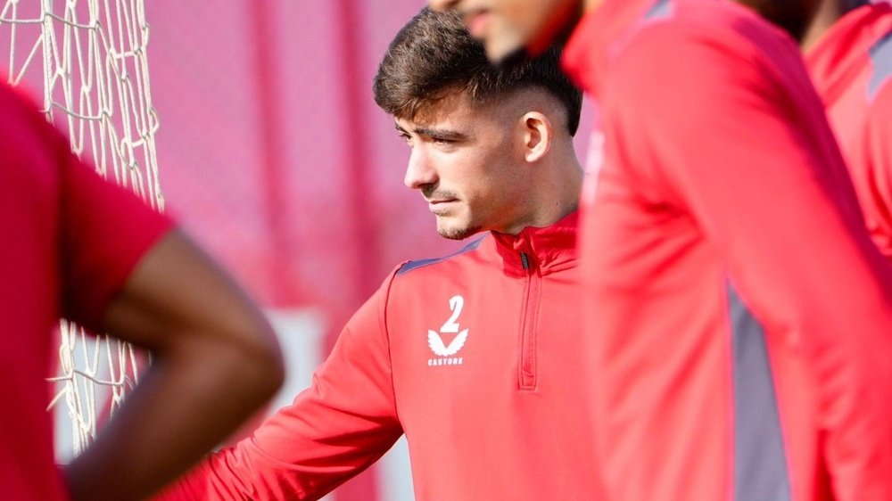 Kike Salas, en el entrenamiento matutino de hoy viernes.-SFC