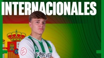 El juvenil bético Jesús Rodríguez es un habitual de la selección sub 19.-