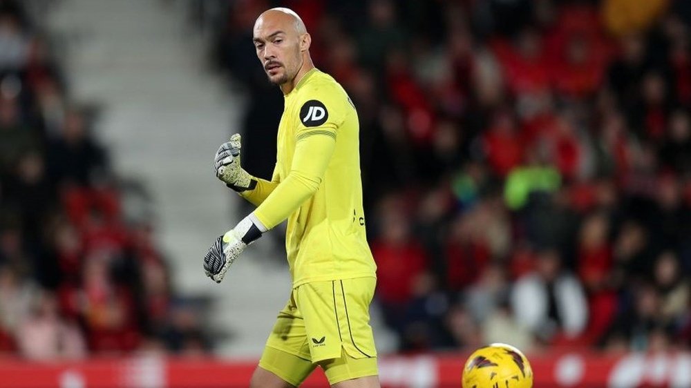 Marko Dmitrovic en el partido ante el RCD Mallorca correspondiente a la jornada 16.-LaLiga