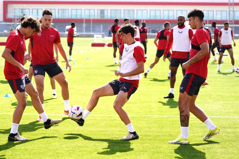 Jugadores del Sevilla FC durante el último entrenamiento de la temporada   Foto: Sevilla FC