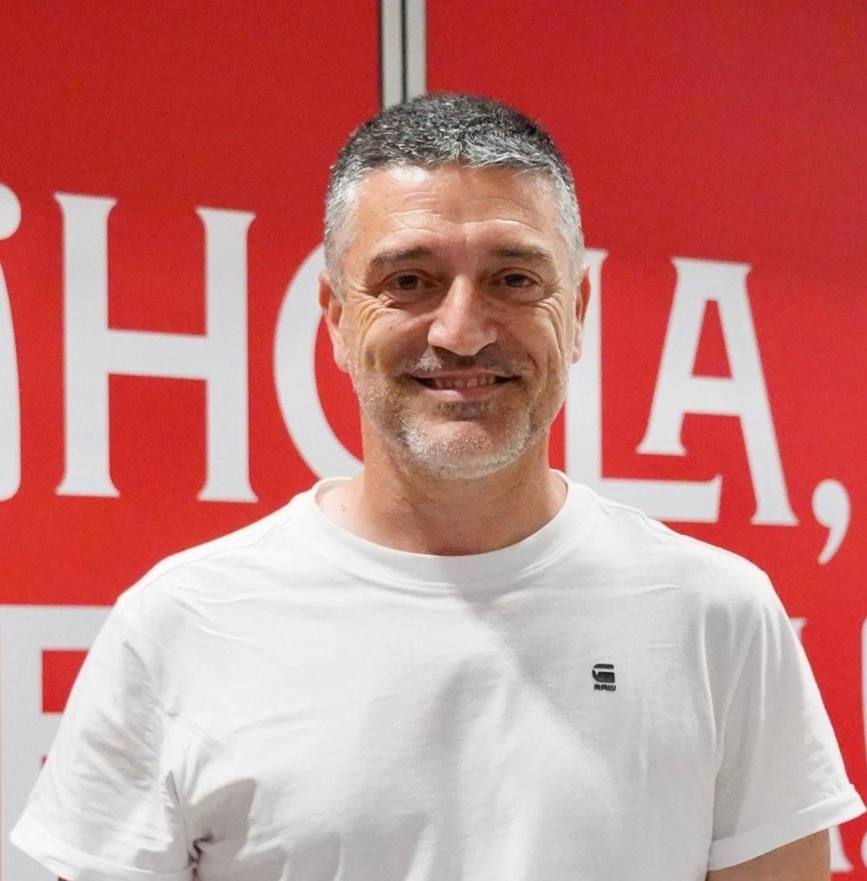 García Pimienta a su llegada a Sevilla  Foto: Sevilla FC