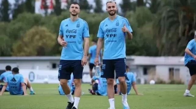 Guido Rodríguez y Germán Pezzella no han gozado de minutos en los amistosos de preparación de la selección argentina.-