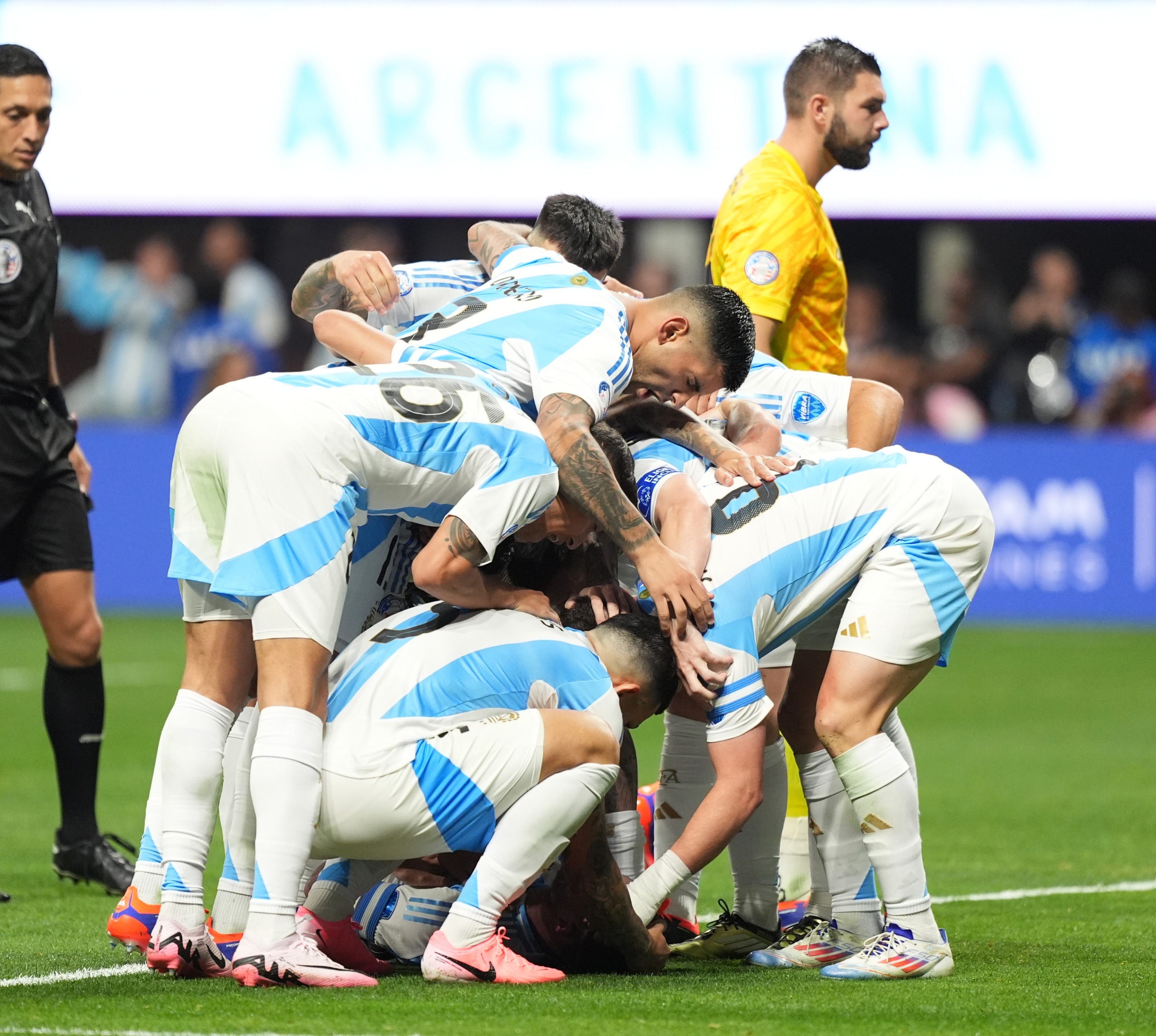 Titularidad para Acuña en el debut de Argentina en la Copa América