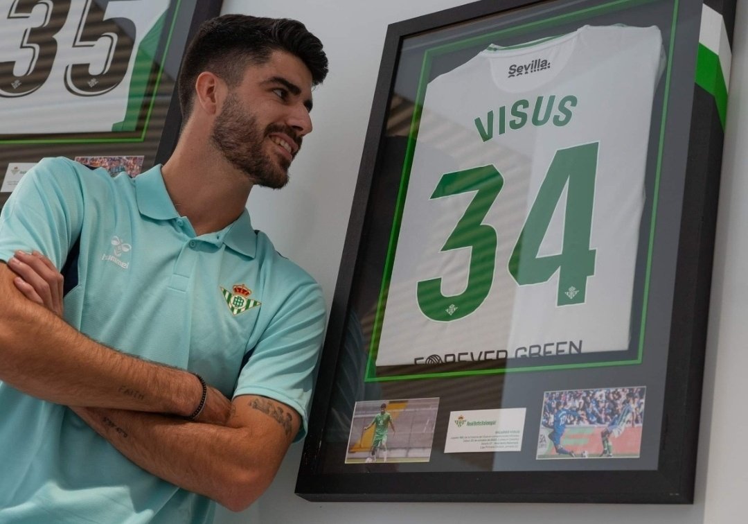 Visus tiene la opción de jugar cedido en la primera división neerlandesa.-