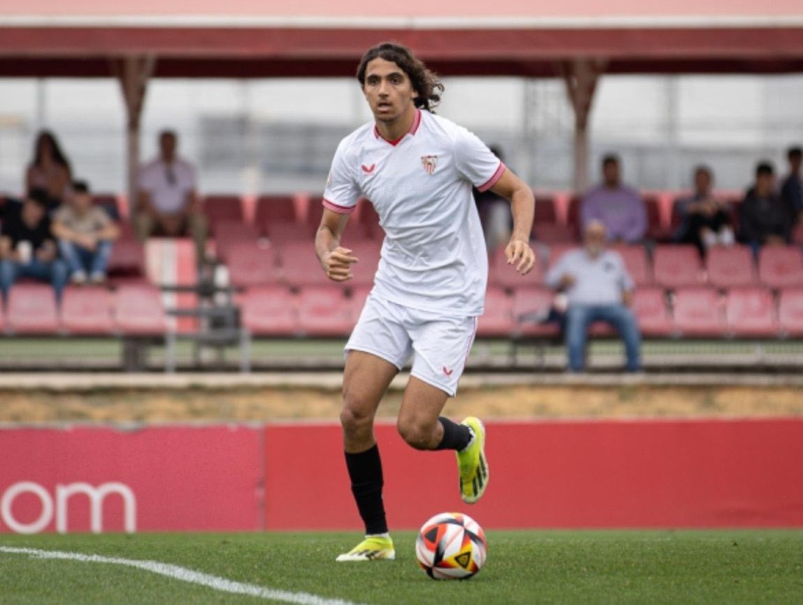 Nico Guillén durante un partido con las categorías inferiores del Sevilla FC