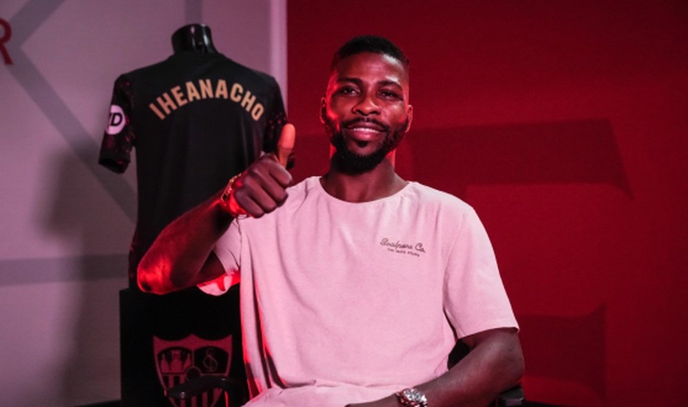Iheanacho en su primera entrevista con el Sevilla FC Foto: SFC