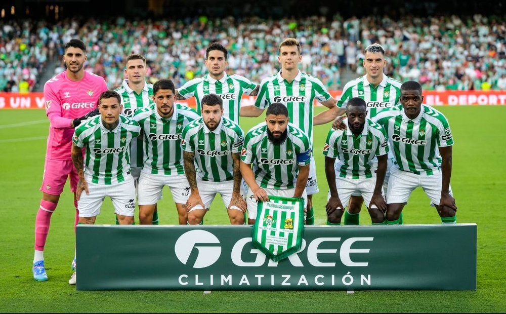 El once inicial del Real Betis de este sábado ante el Al Ittihad.- RBB