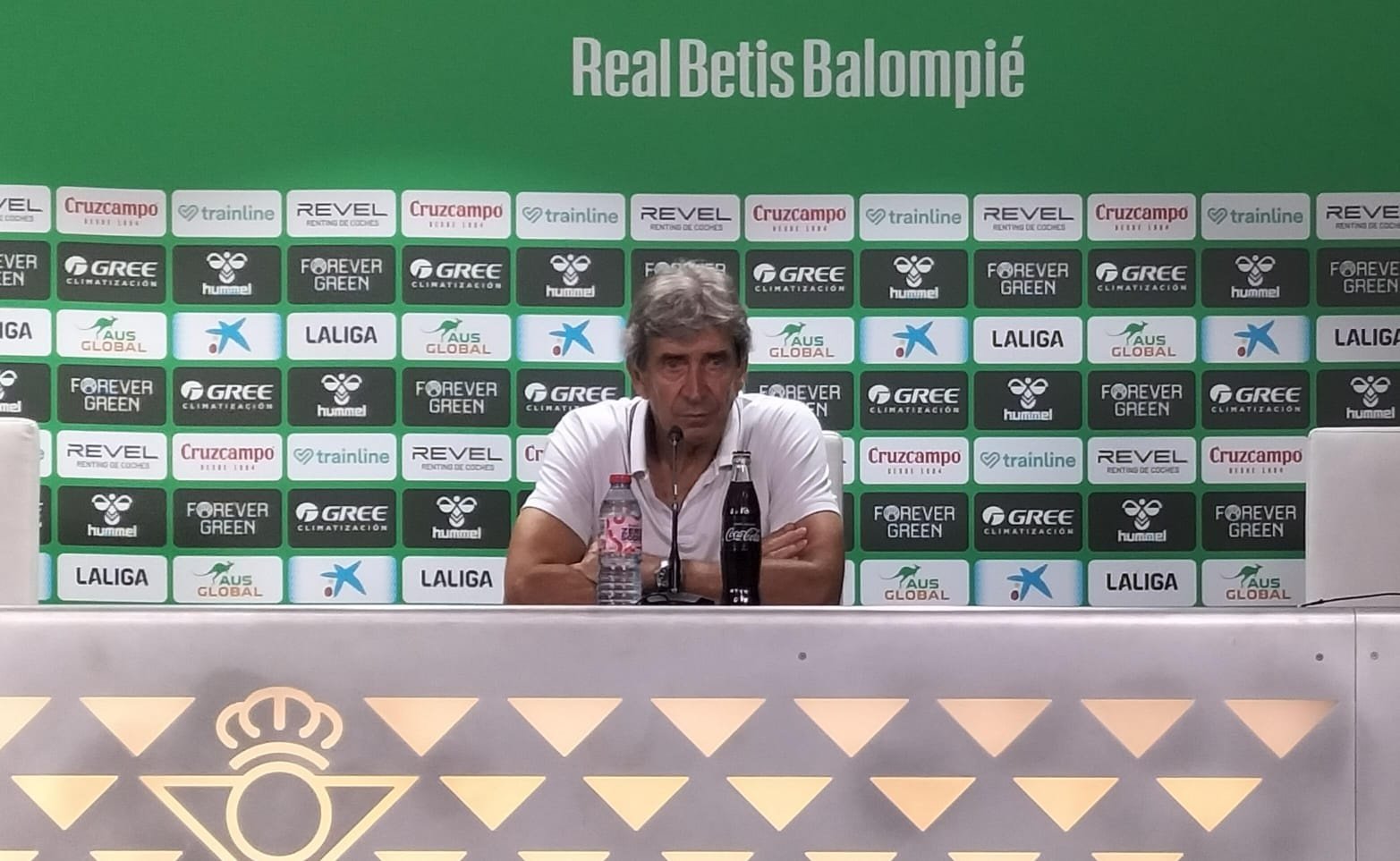 Manuel Pellegrini en rueda de prensa.- JGS