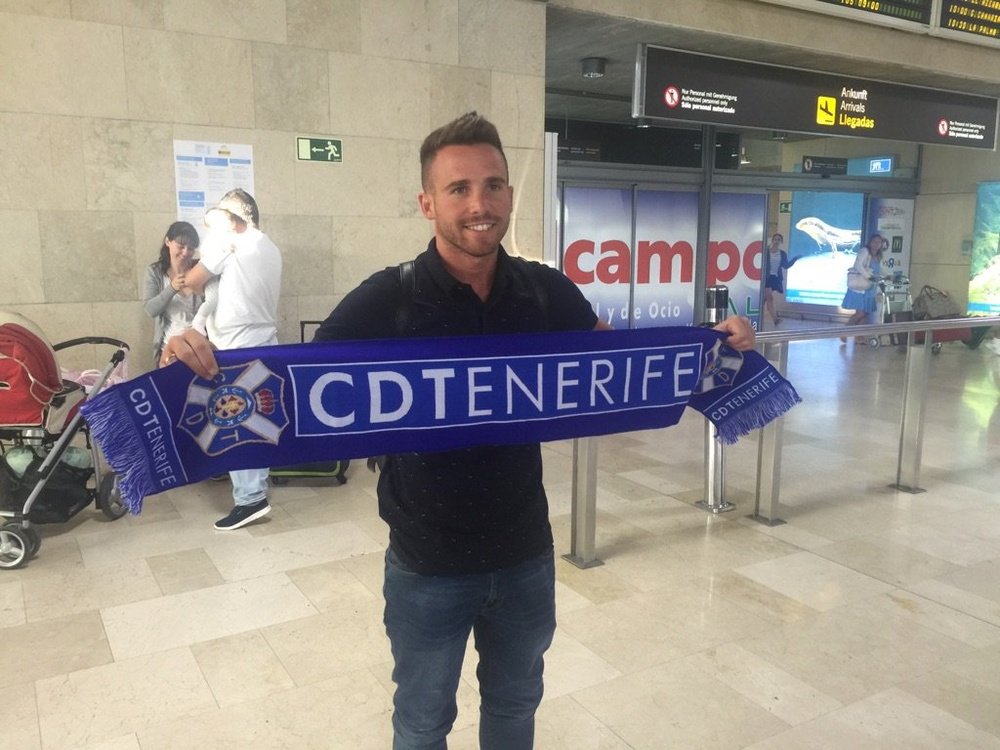 El futbolista está encantado de haber llegado a Tenerife. CDTOficial
