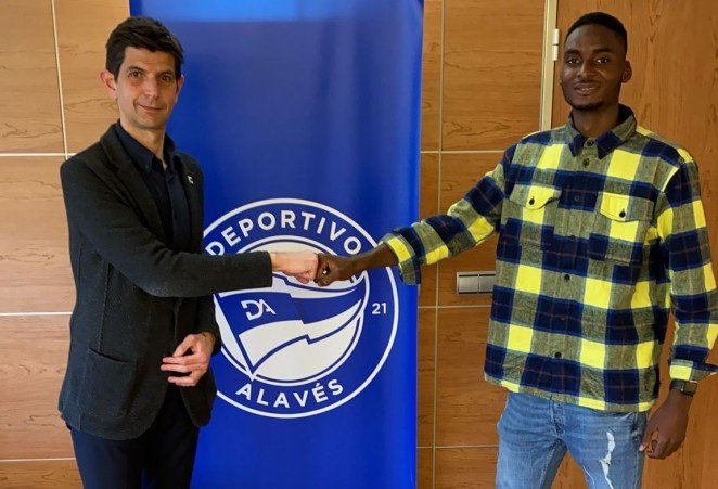 Mahmoud y el Alavés firman la paz y la renovación