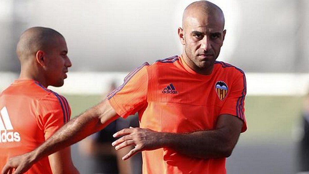 Abdennour, entrenando con el Valencia. Twitter