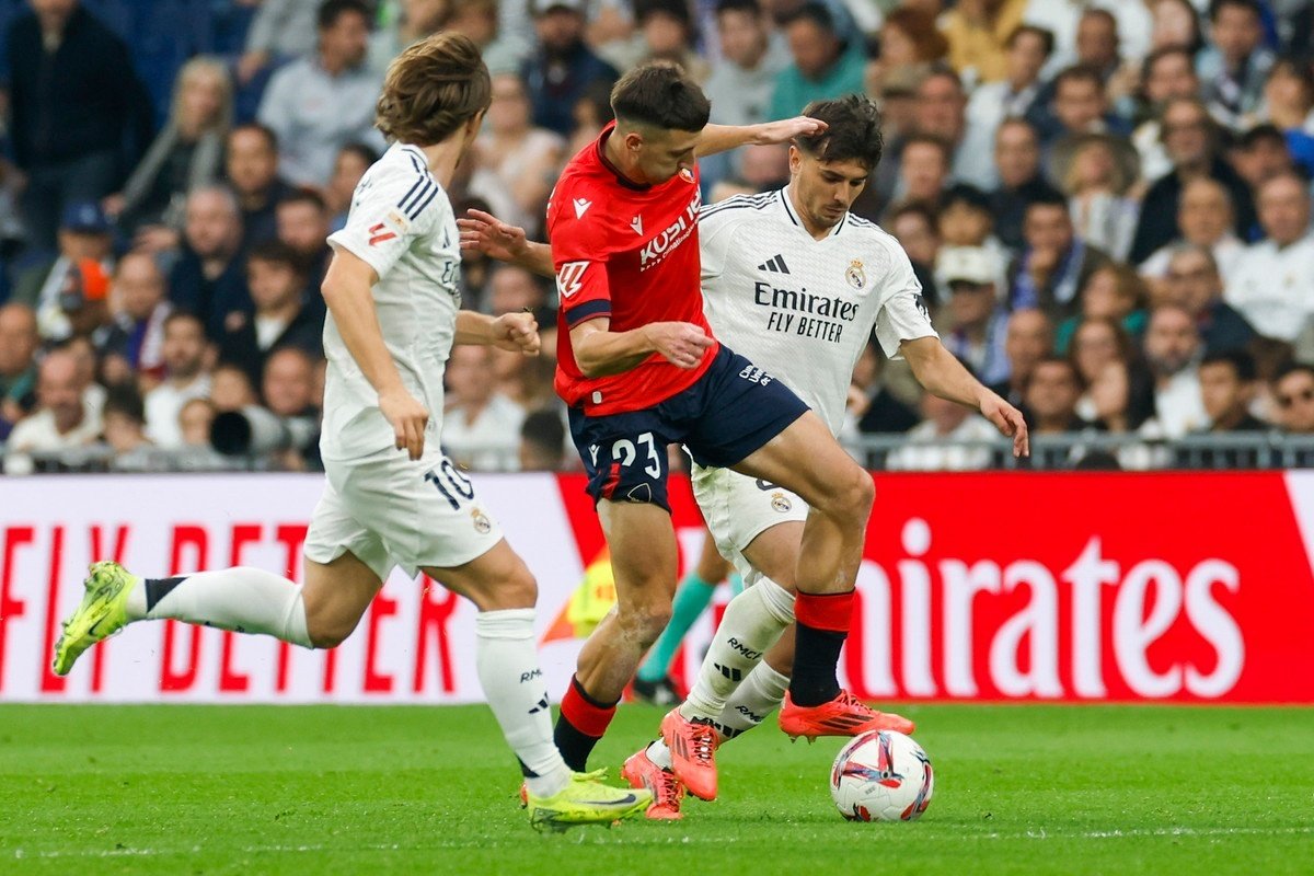 La Liga did not accept Madrid's request to postpone their match against Osasuna. EFE