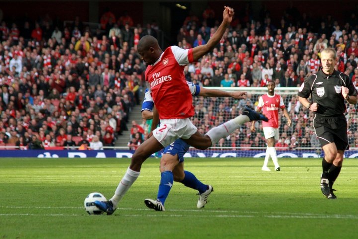Diaby rescinde su contrato con el Arsenal