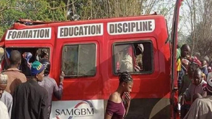 Un tragique accident du bus de l'Étoile de Guinée fait neuf morts