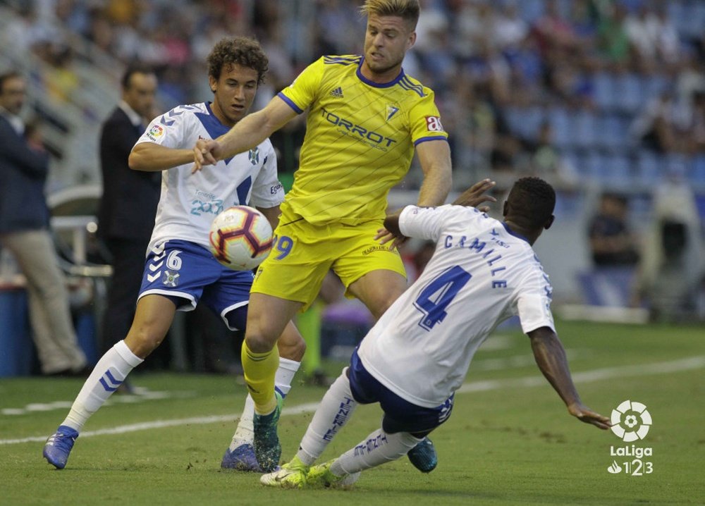 El Tenerife suma ocho puntos en nueve jornadas. LaLiga