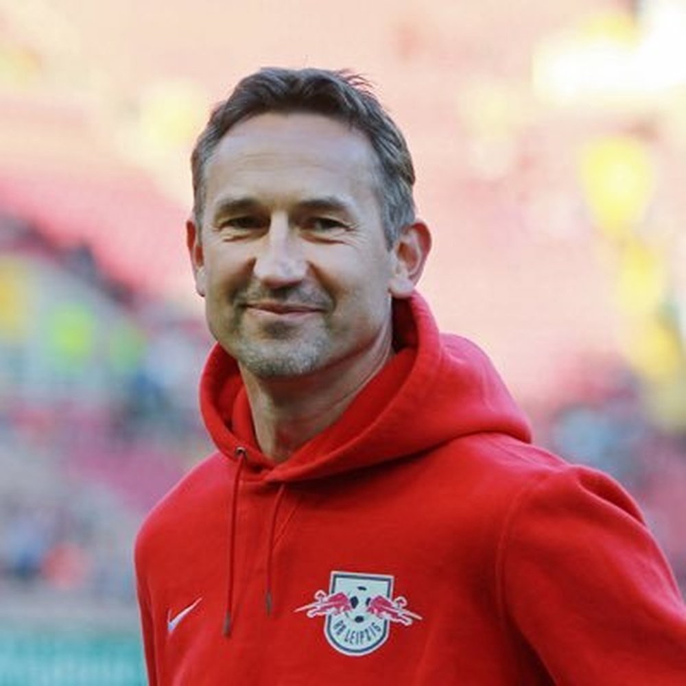 Beierlorzer será el nuevo entrenador del Colonia. Twitter/Lorzer1167