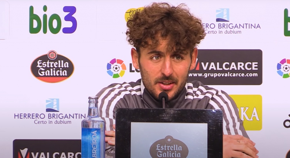 Adri Castellano habló en rueda de prensa. Captura/SDPonferradina